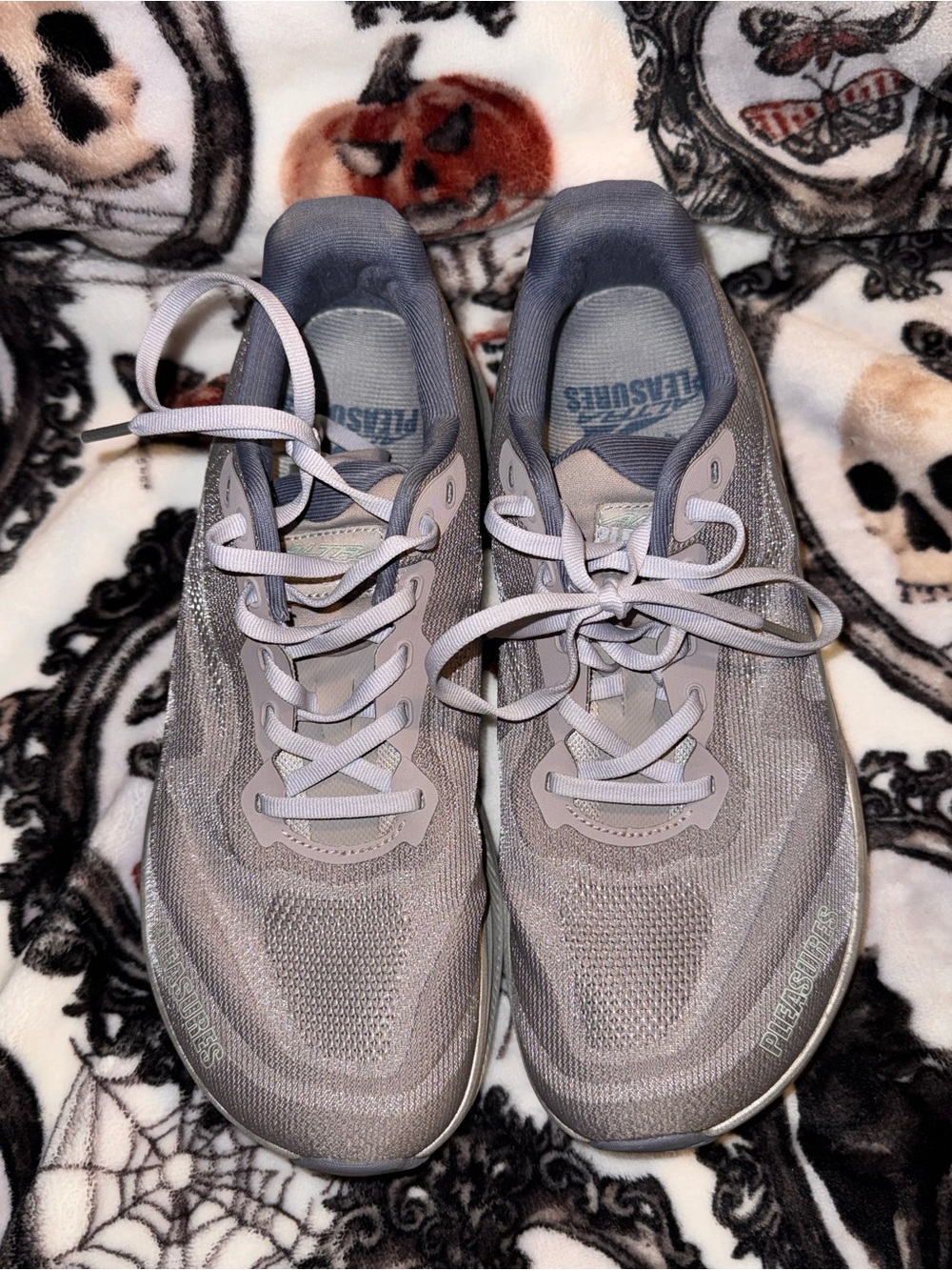 Altra Women's Light Gray Athletic Running Shoes